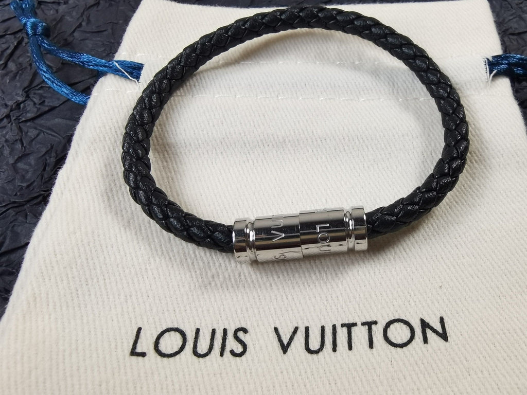 18K Louis Vuitton Keep It Bracelet