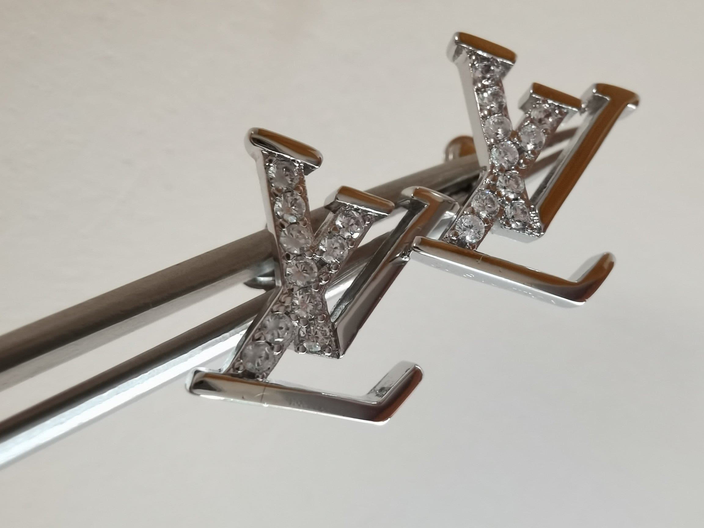 18K Louis Vuitton Iconic Diamond Earrings