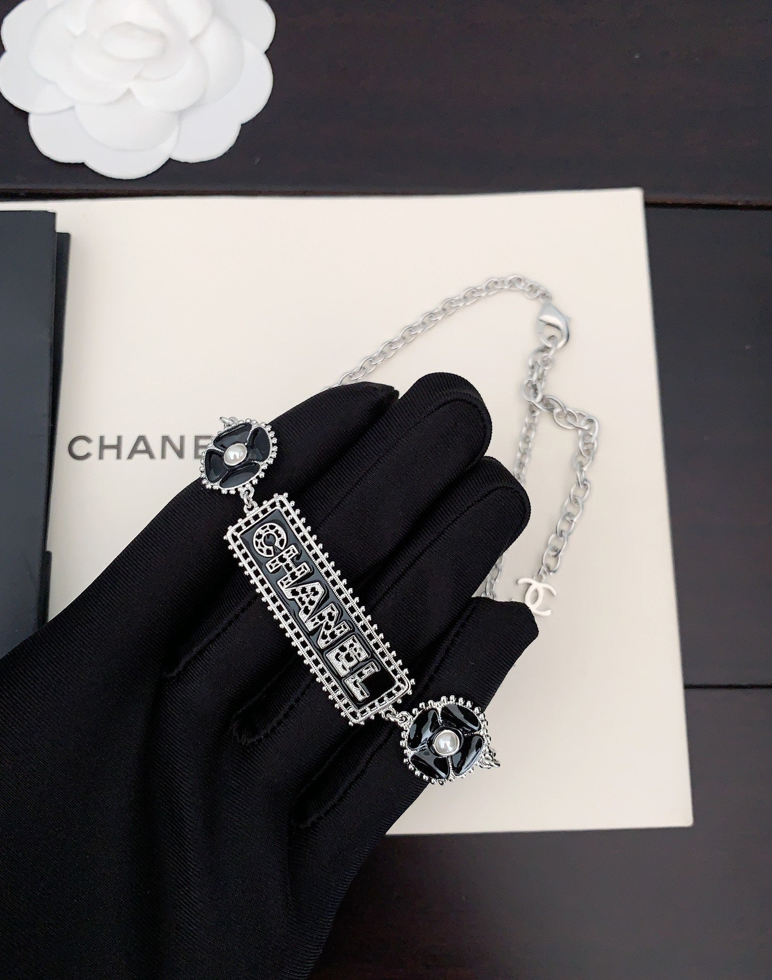 18K  Chanel Resin Diamonds Necklace