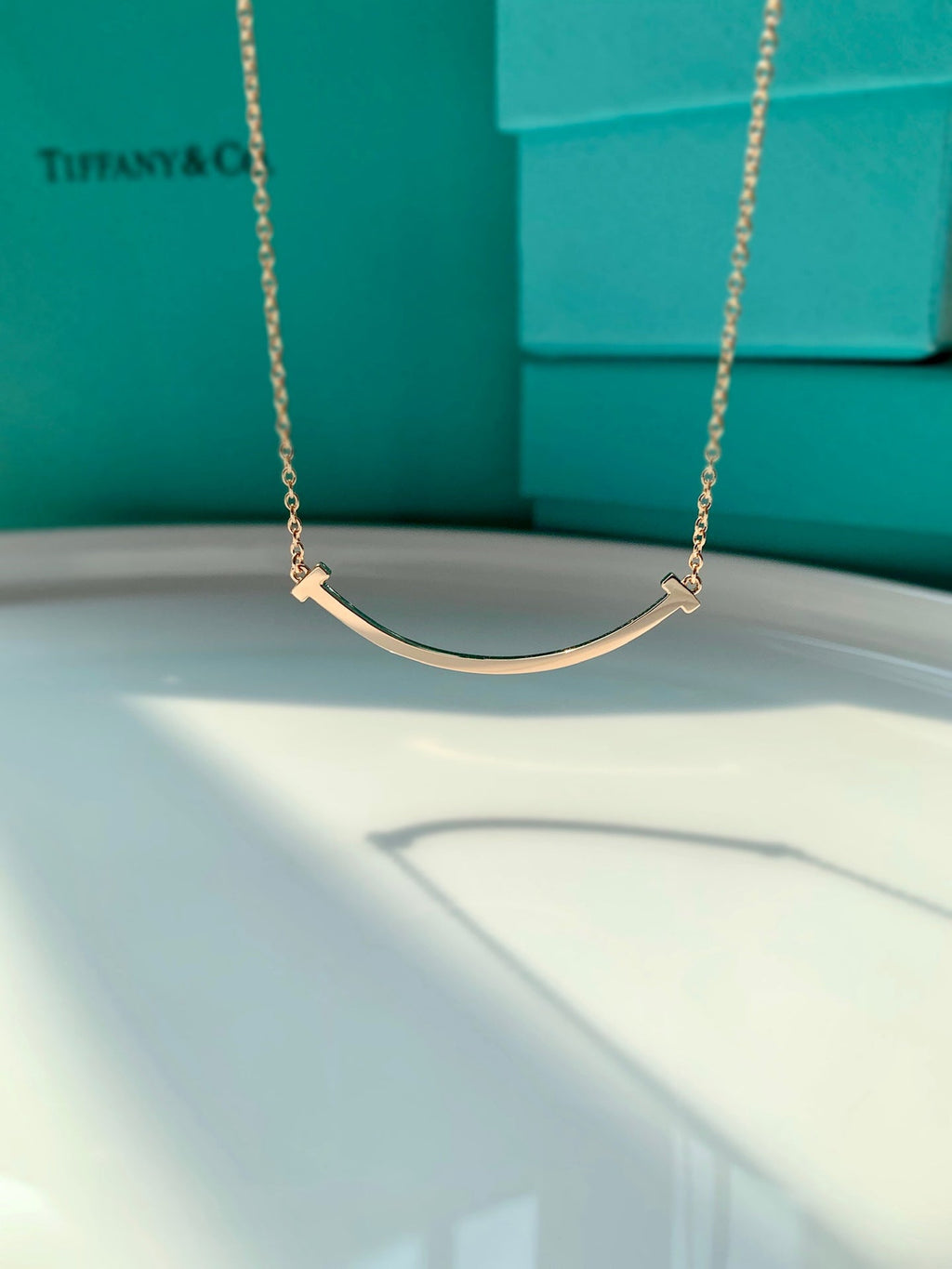 18K Tiffany Smile Pendant Necklace