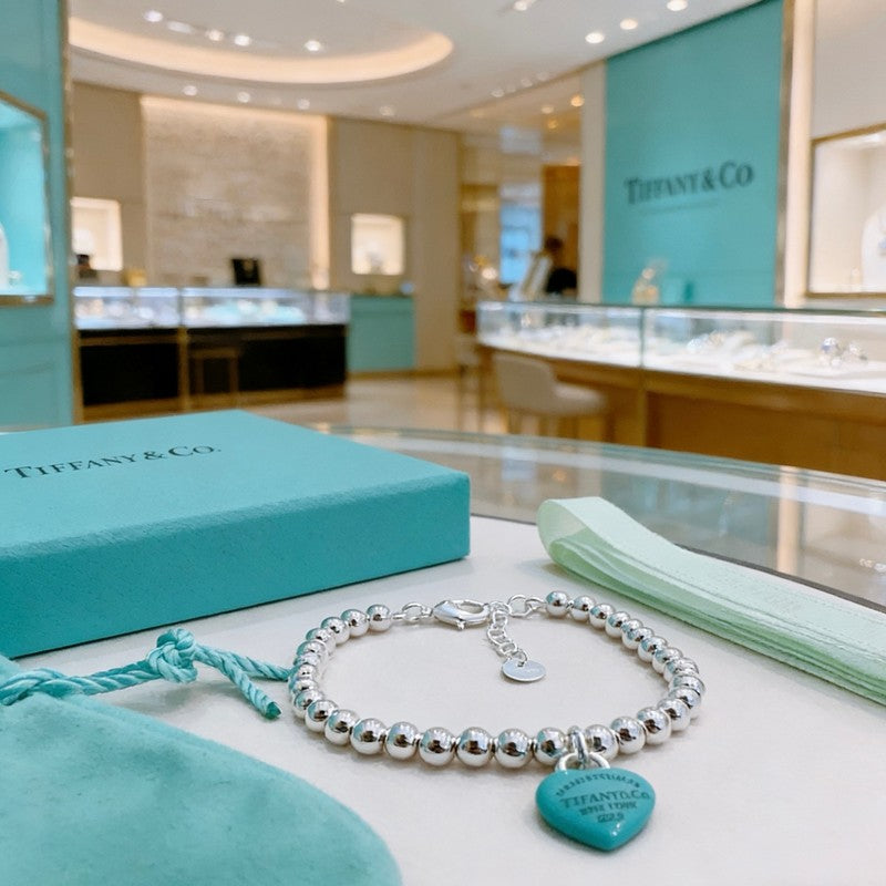18K Return to Tiffany Big Blue Heart Tag Bead Bracelet