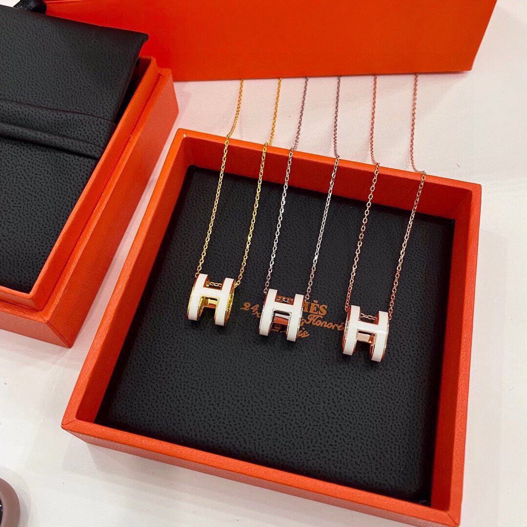 18K Mini Pop Hermes White Necklace