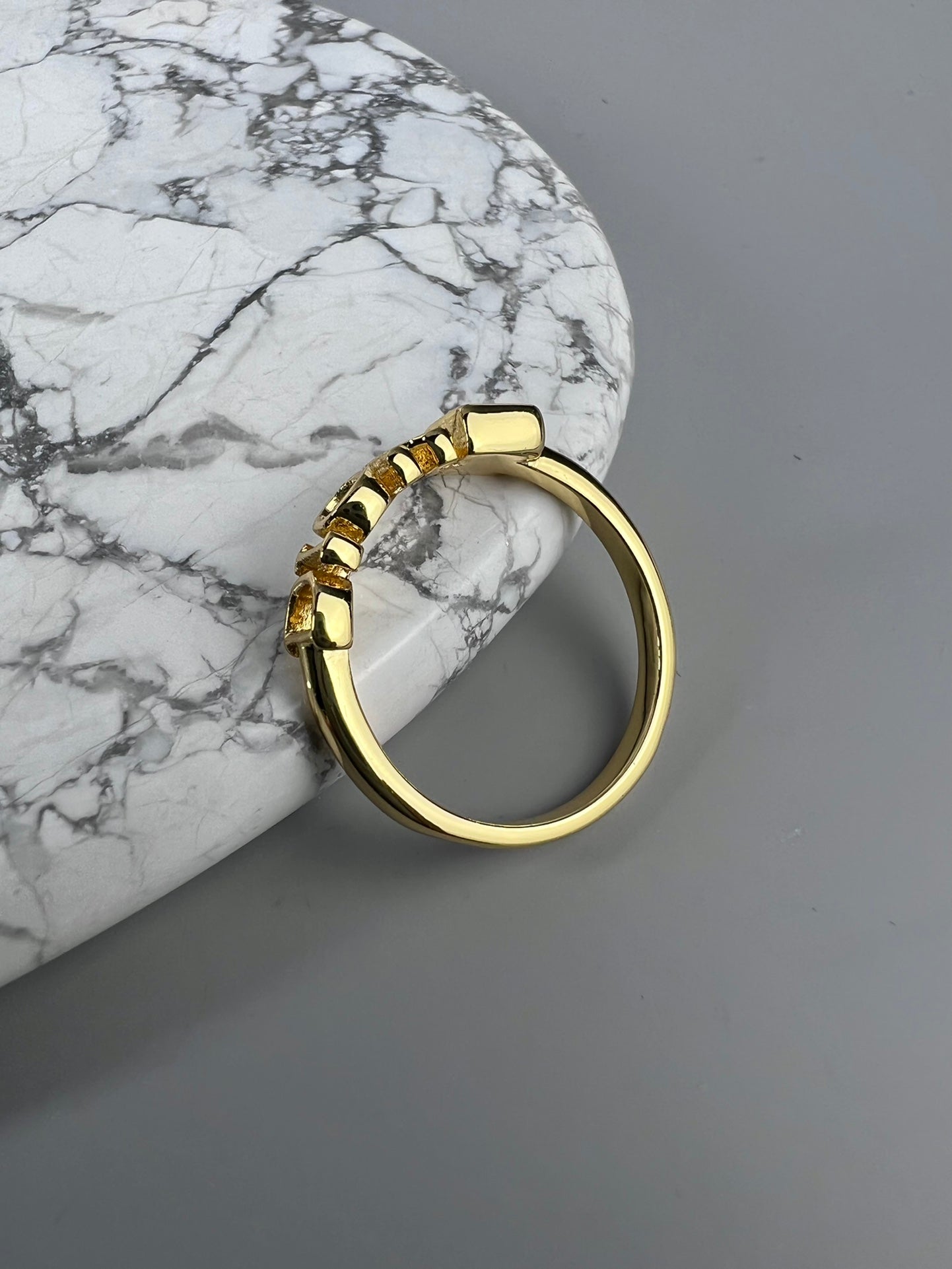 18K Dior Revolution Ring